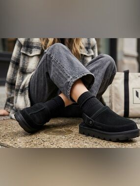 NEW Koolaburra by UGG Suede Convertible Tizzey Clogs Slides Slip On Casual Shoes
